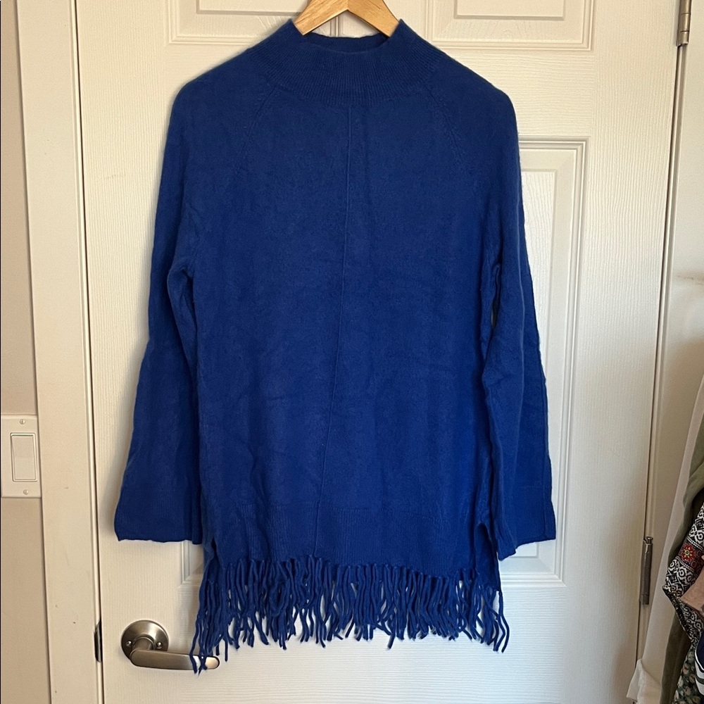 Isaac Mizrahi Women M Cashmere Royal Blue Turtleneck Sweater with Fringe